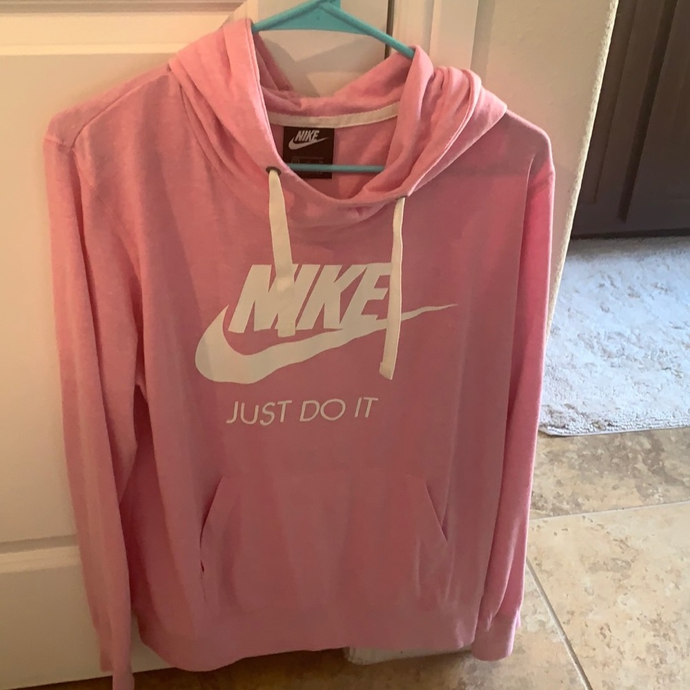Nike pullover
